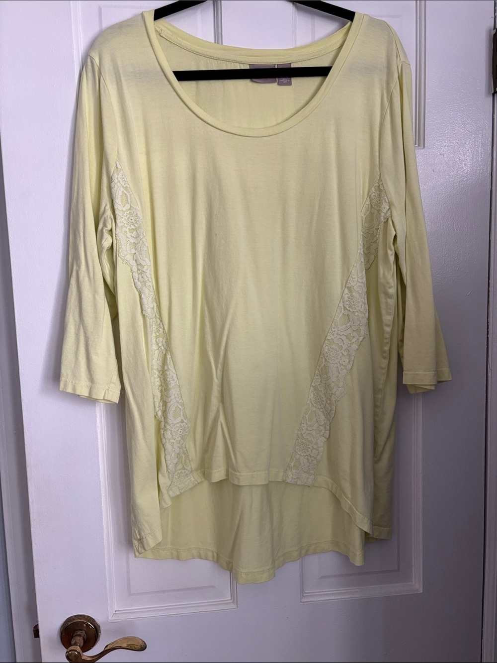 Chico's Pale Yellow Lace-Trim Scoop Neck Top